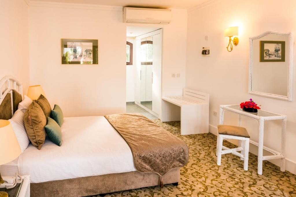 هتل اولیو تری